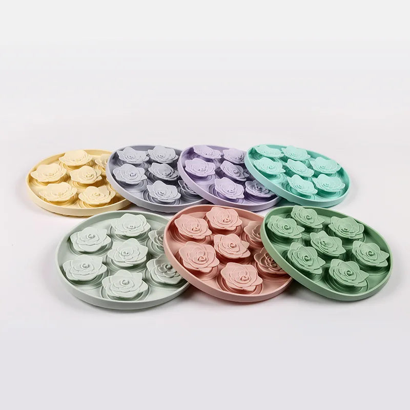 1pc Dog Licking MATS Round Pet Slow Food MATS Silicone Suction Cups Dog Food Sniffing MATS Cat Feeding Basins Slow Food Placemat