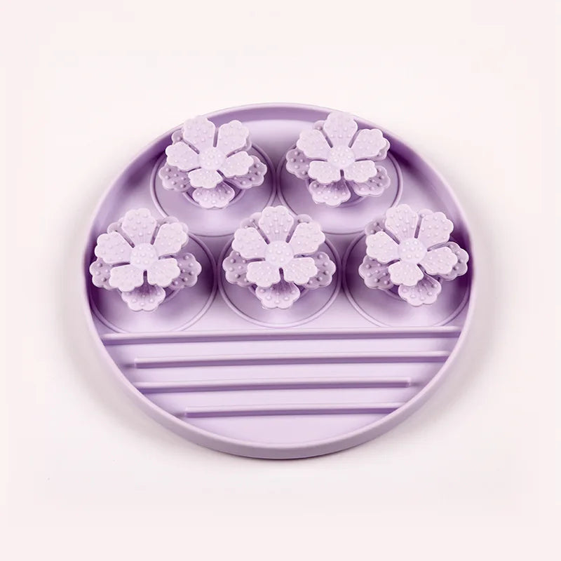 1pc Dog Licking MATS Round Pet Slow Food MATS Silicone Suction Cups Dog Food Sniffing MATS Cat Feeding Basins Slow Food Placemat