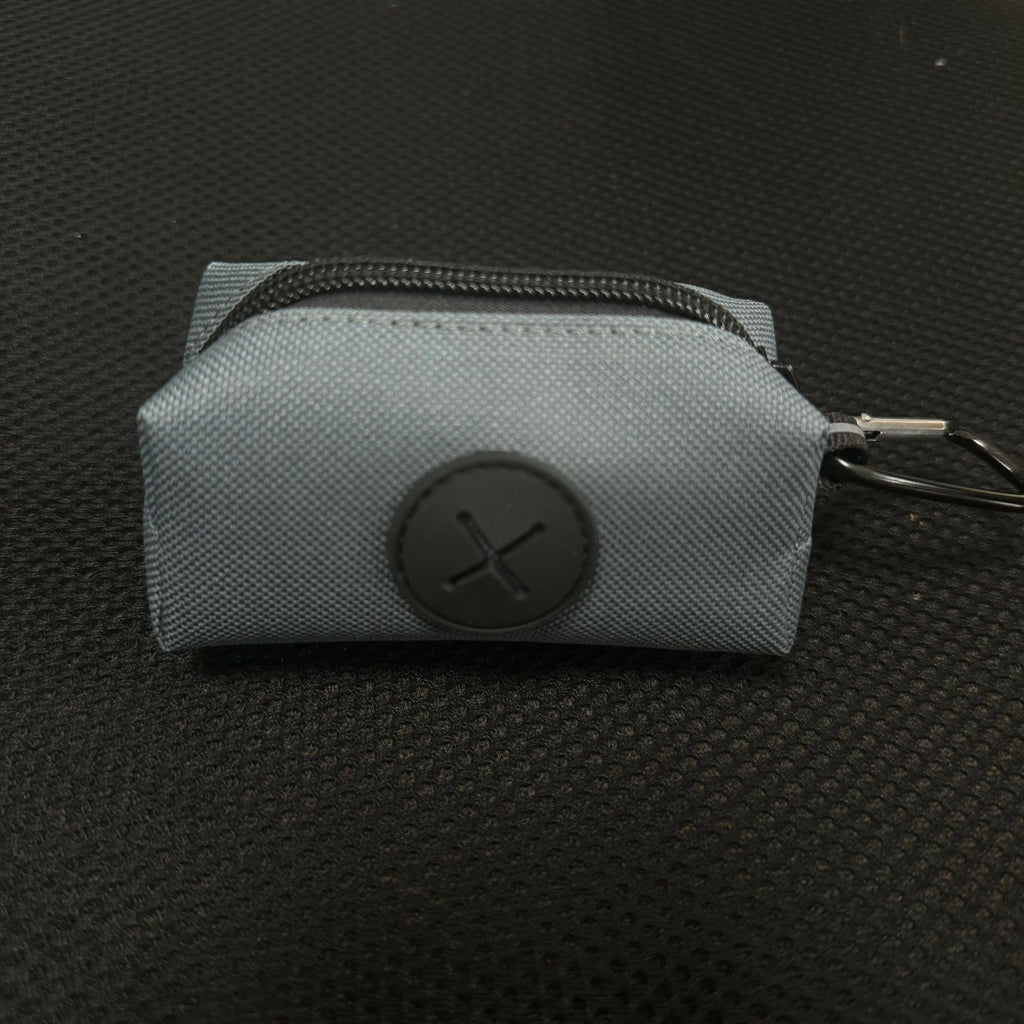 Canvas Dog Poop Bag Holder, Outdoor Pet Waste Bag Dispenser with Carabiner Clip, Animal Waste Collection Pouch