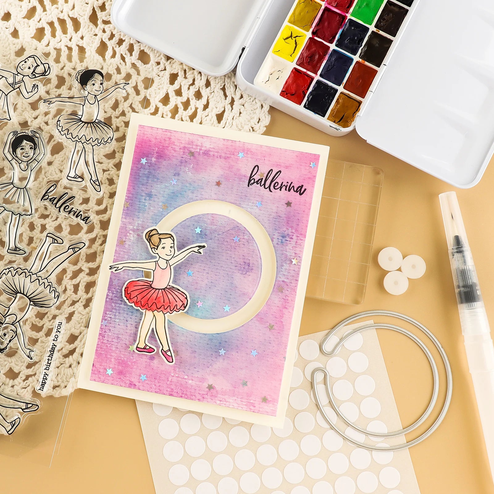 Creative Gliders with Double-Sided Adhesive Circle